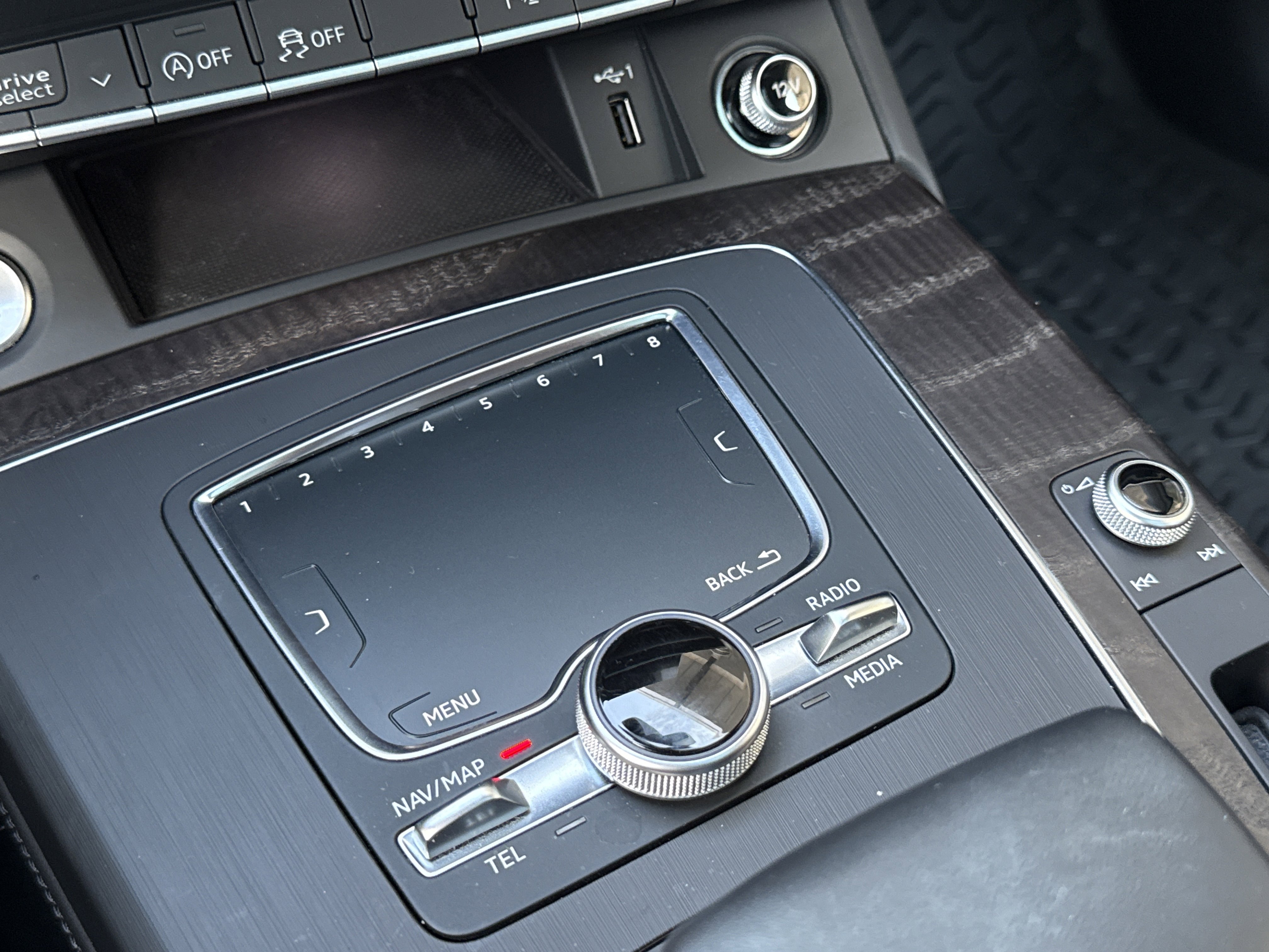 2018 Audi Q5 Premium Prestige photo 9