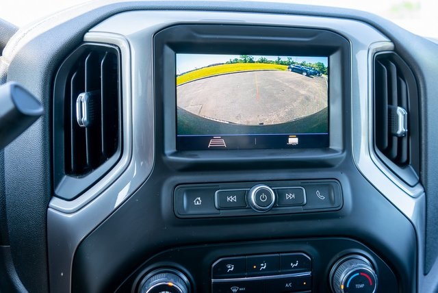 2020 Chevrolet Silverado 1500 Custom photo 14