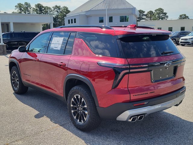 2025 Chevrolet Traverse Z71 photo 5