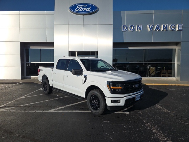 2025 Ford F-150 XLT's photo