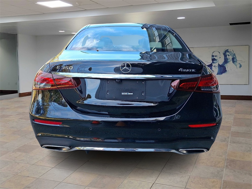 2021 Mercedes Benz E 350 4MATIC Sedan photo 4