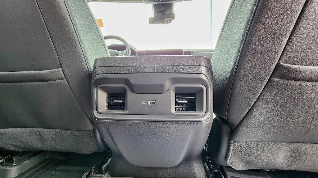 2024 Chevrolet Silverado 1500 RST photo 21