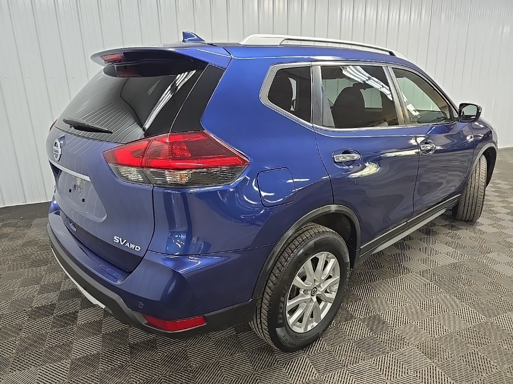 2019 Nissan Rogue SV photo 10