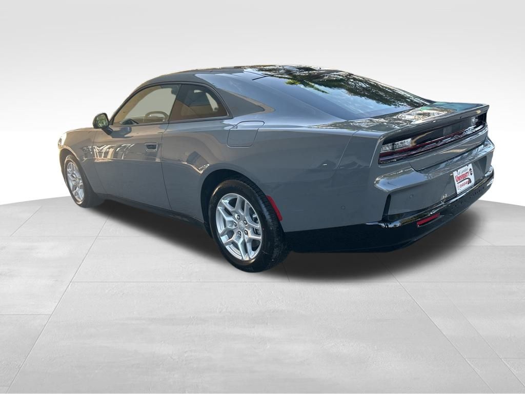 2025 Dodge Charger R/T photo 4