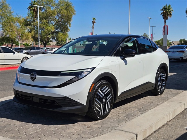 2026 Nissan Leaf SV photo 2