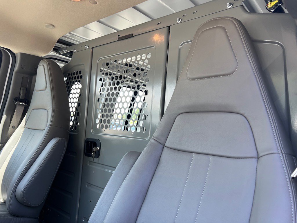 2025 Gmc Savana Cargo 2500 photo 14