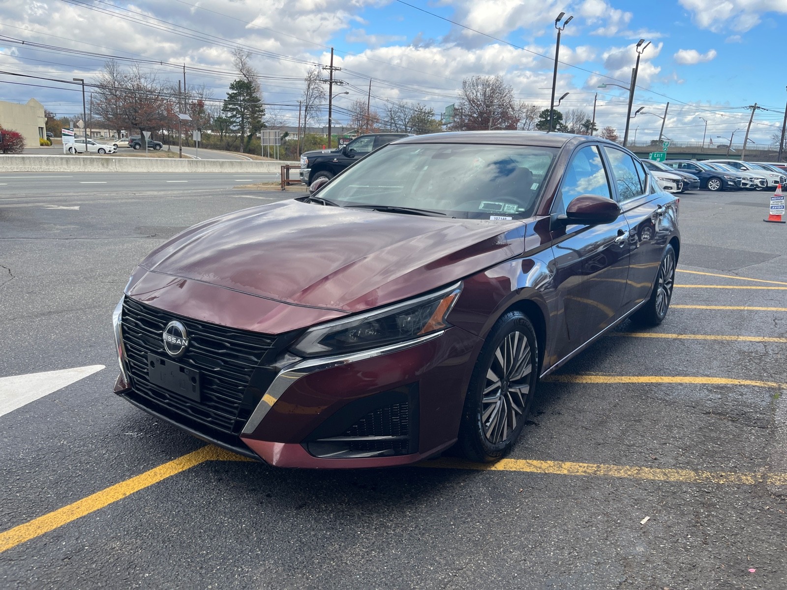 2023 Nissan Altima 2.5 SV photo 4