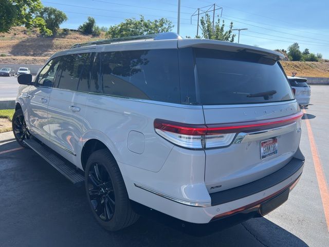2024 Lincoln Navigator L Reserve photo 3