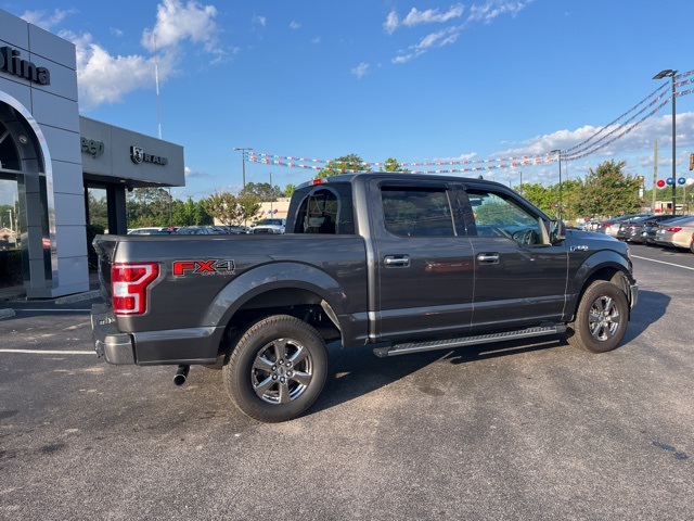 2020 Ford F-150 XLT photo 3