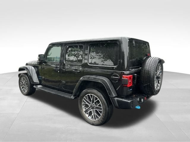 2022 Jeep Wrangler Unlimited Sahara 4xe photo 4