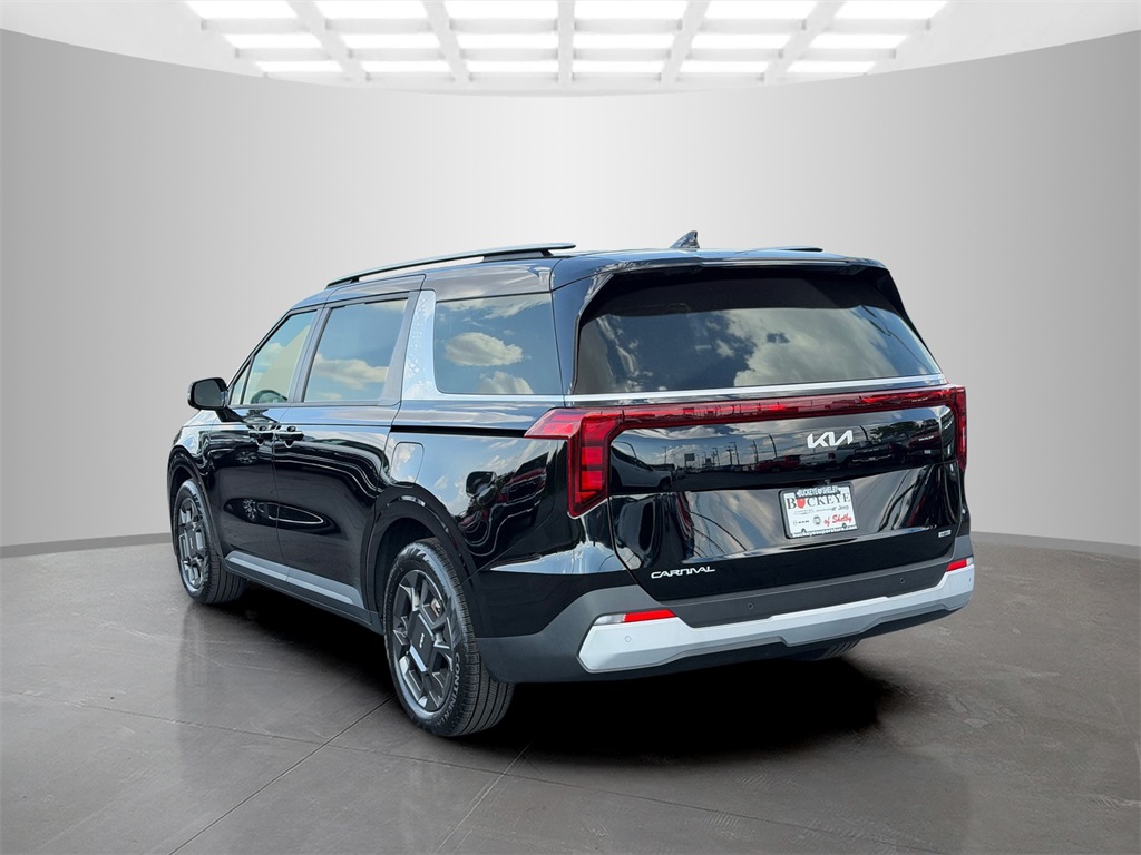 2025 Kia Carnival EX photo 4