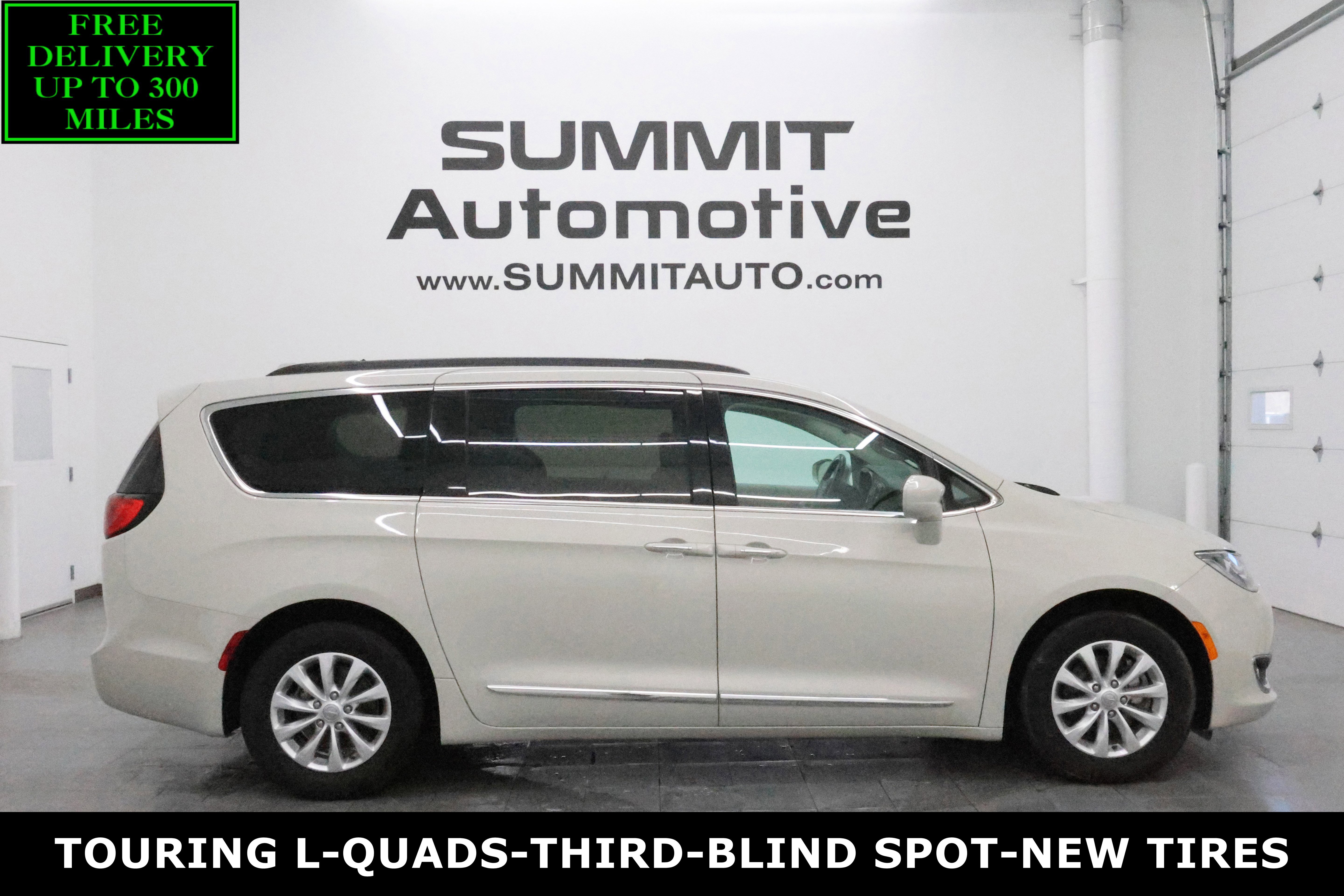 2017 Chrysler Pacifica Touring-L