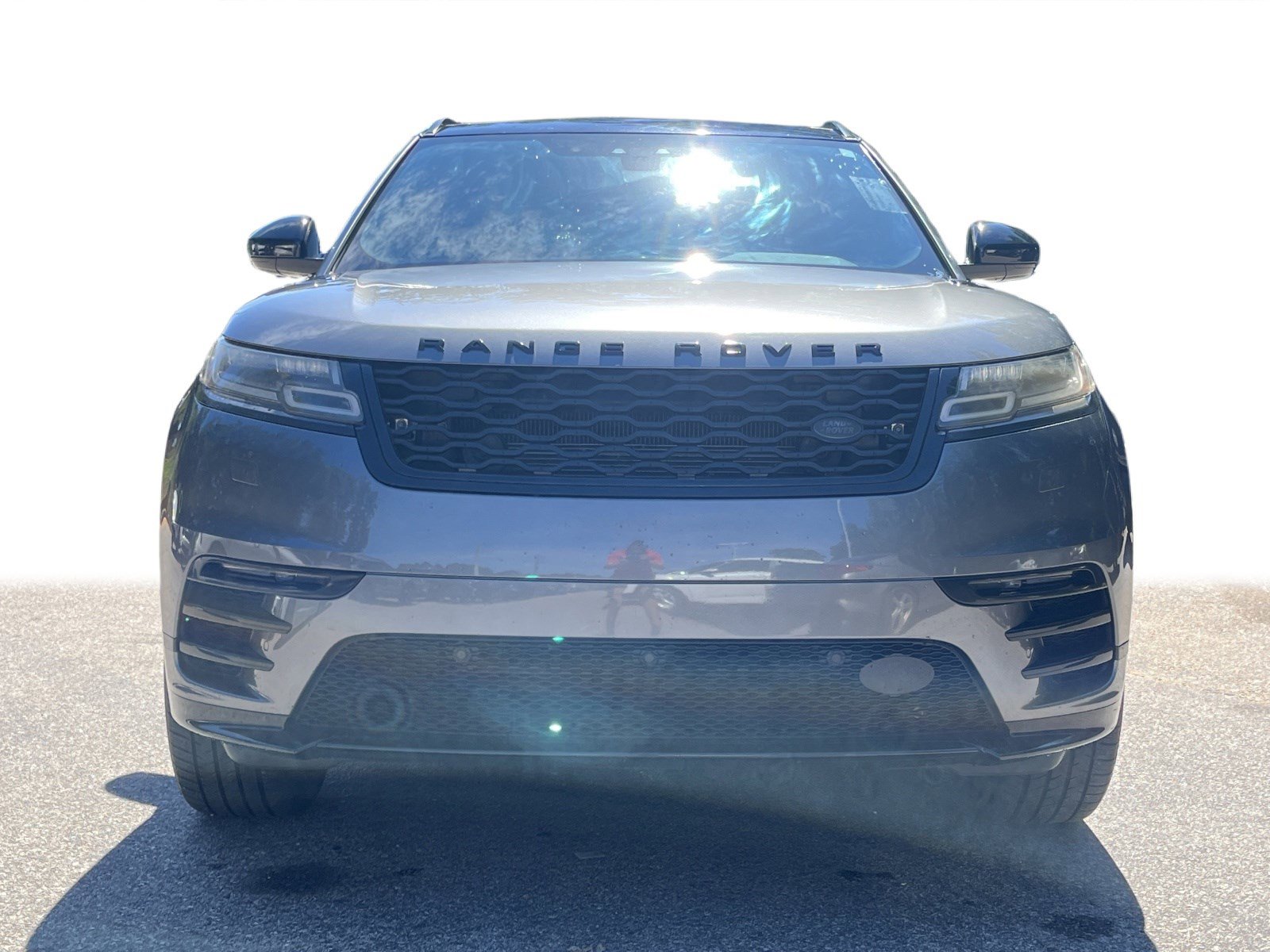 2018 Land Rover Range Rover Velar R-Dynamic SE photo 23
