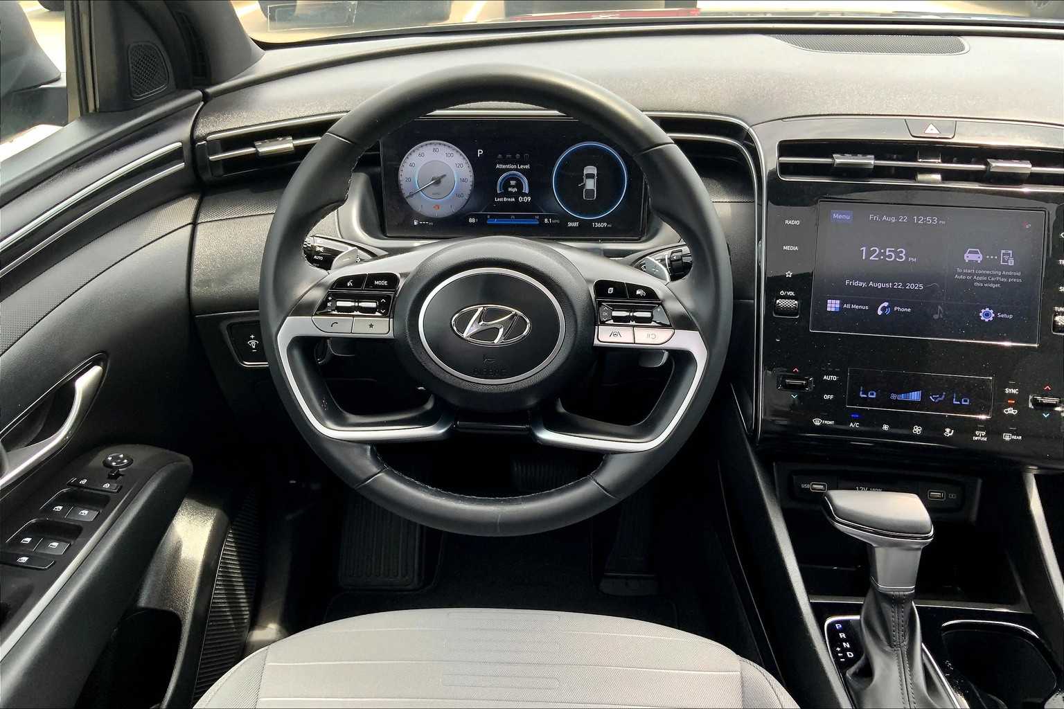 2022 Hyundai Santa Cruz SEL Premium photo 5