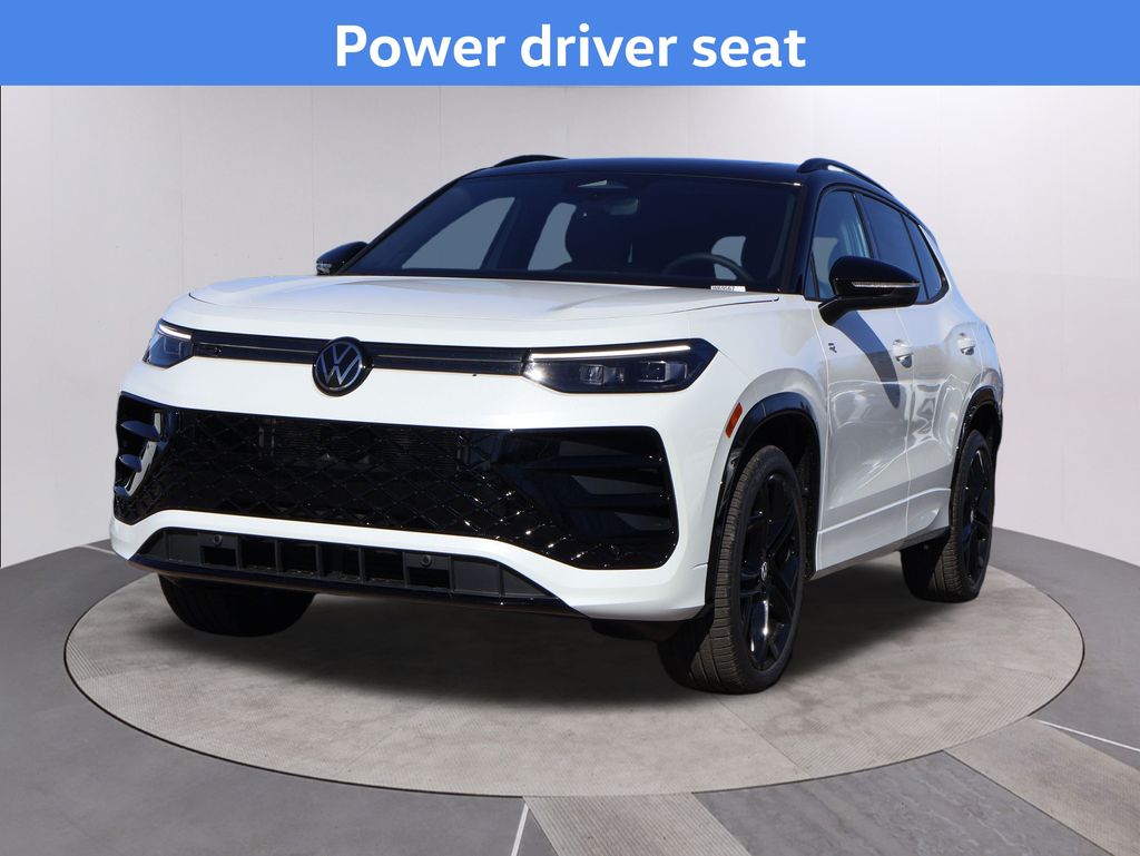 2026 Volkswagen Tiguan SE R-Line Black photo 3