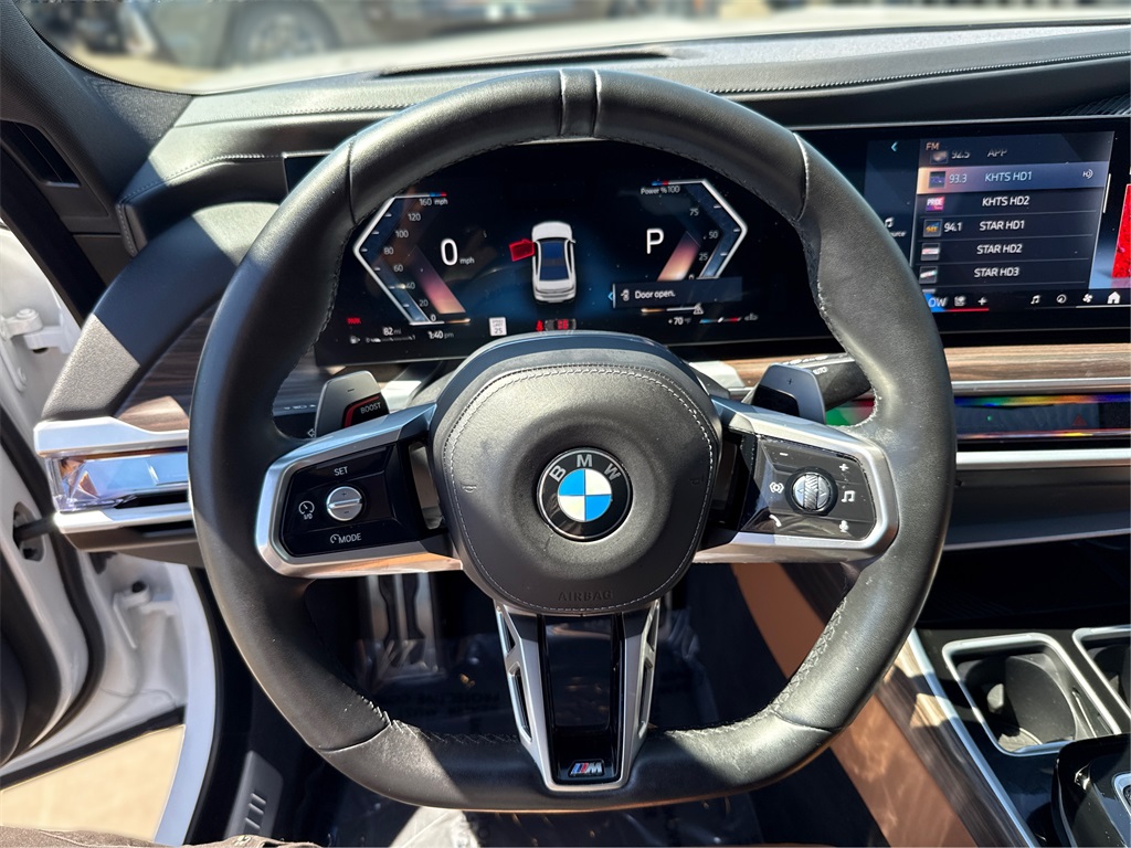 2023 Bmw 740i photo 18