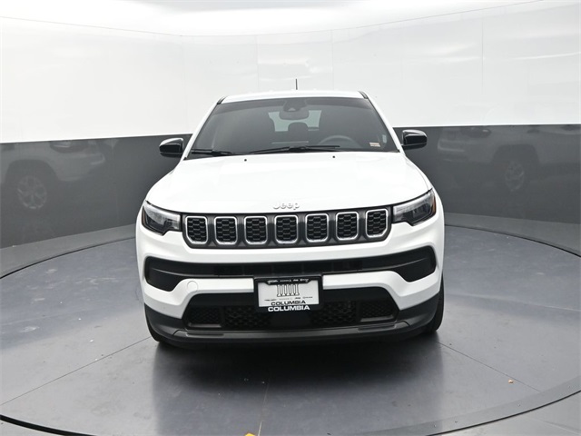 2024 Jeep Compass Sport photo 2