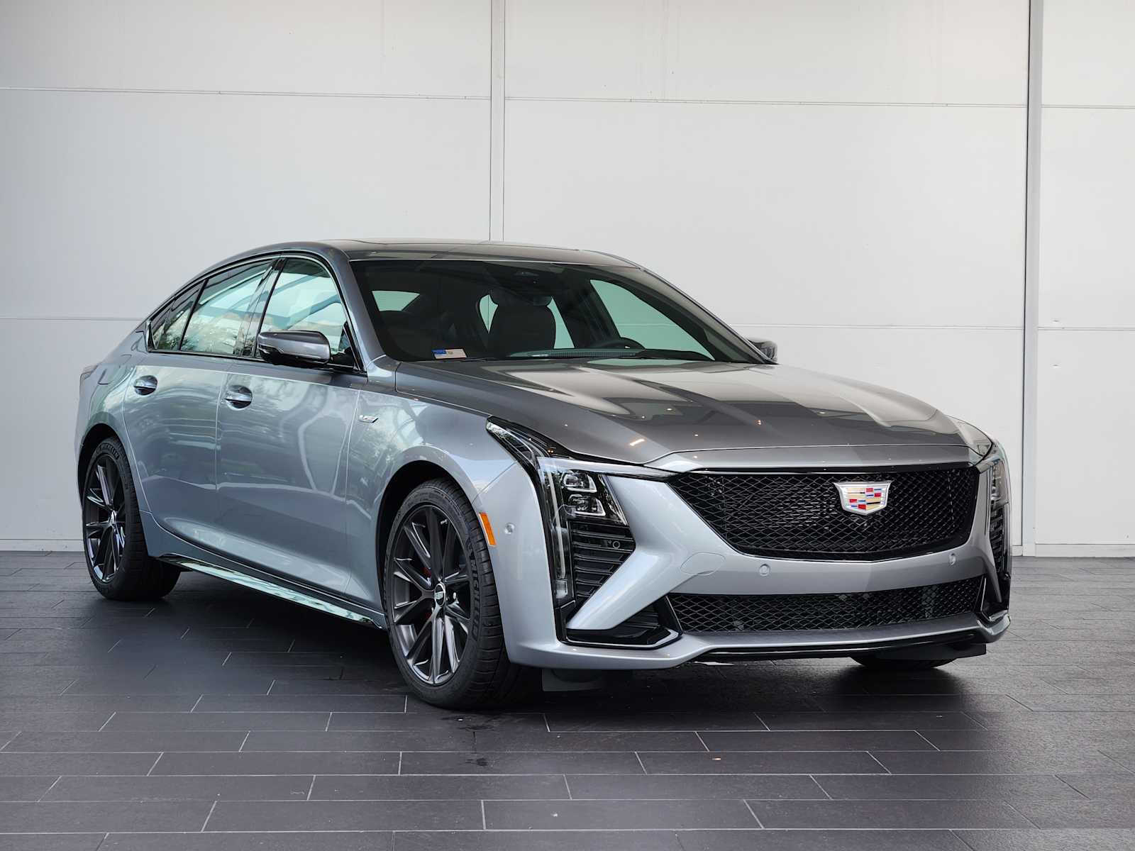 2026 Cadillac CT5 V photo 2