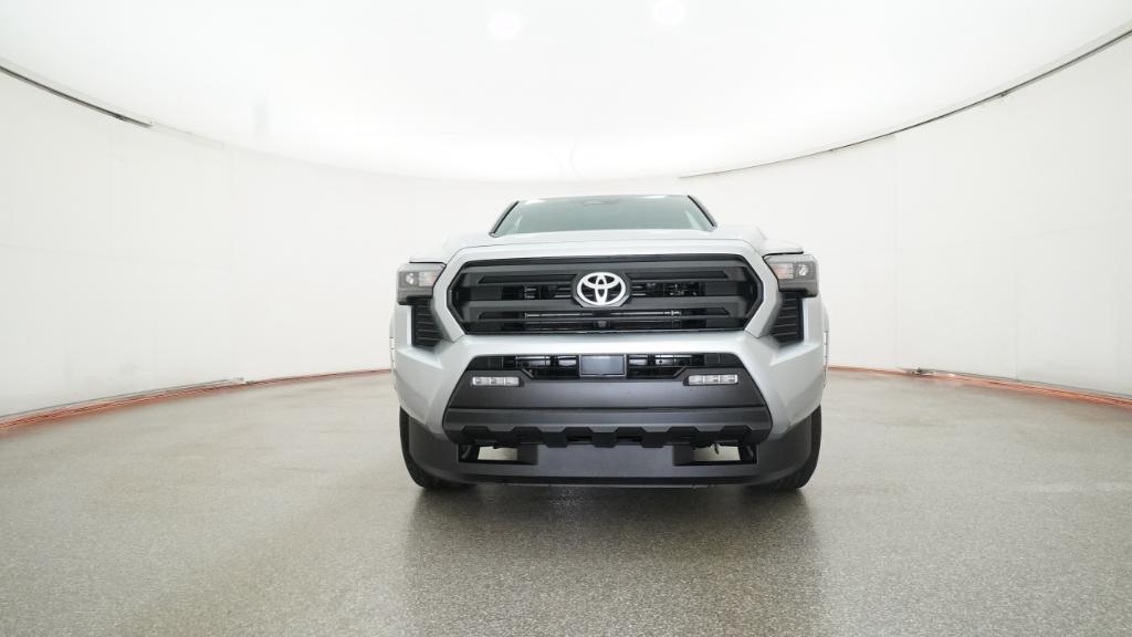 2025 Toyota Tacoma SR5 4x4 Double Cab photo 3
