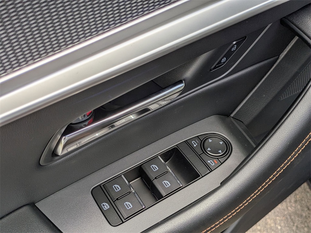 2025 Mazda CX-90 3.3 Turbo Preferred photo 11