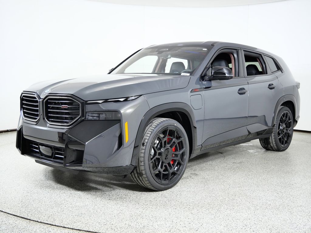 2026 BMW XM Base's photo