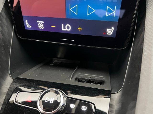2022 Polestar PS2 e-AWD photo 24