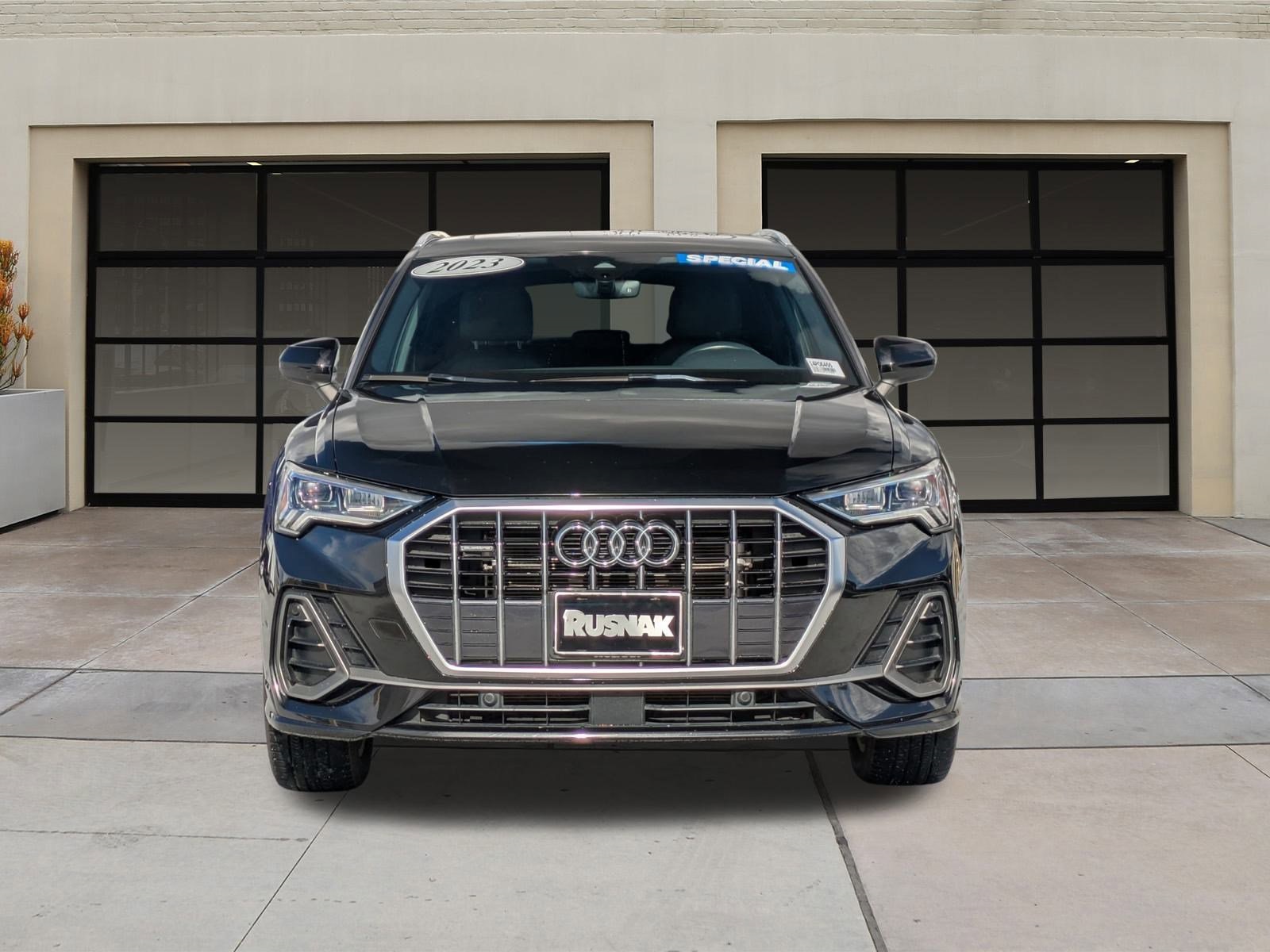 2023 Audi Q3 S line Premium photo 4
