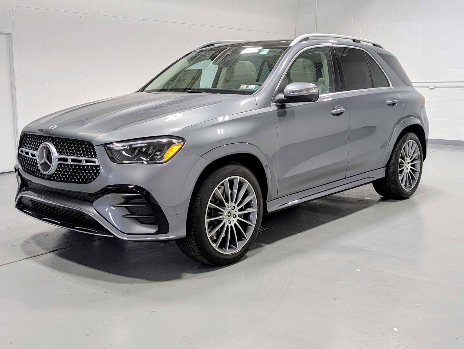 2026 Mercedes-Benz GLE GLE350's photo