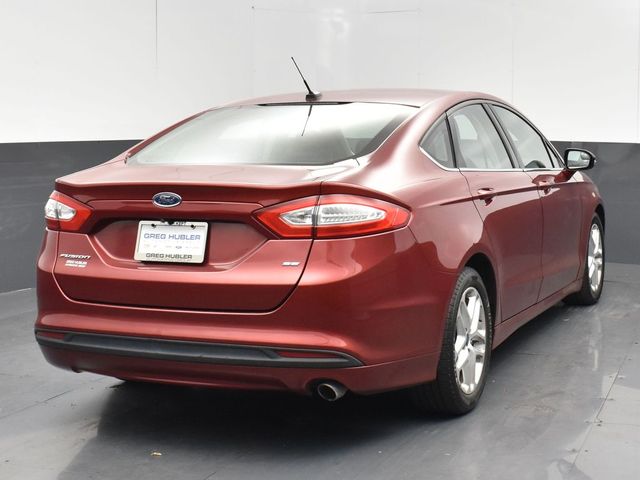 2016 Ford Fusion SE photo 7