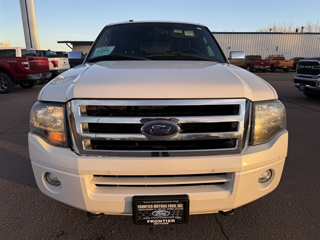 Used 2013 Ford Expedition Limited with VIN 1FMJK2A5XDEF29058 for sale in Winner, SD