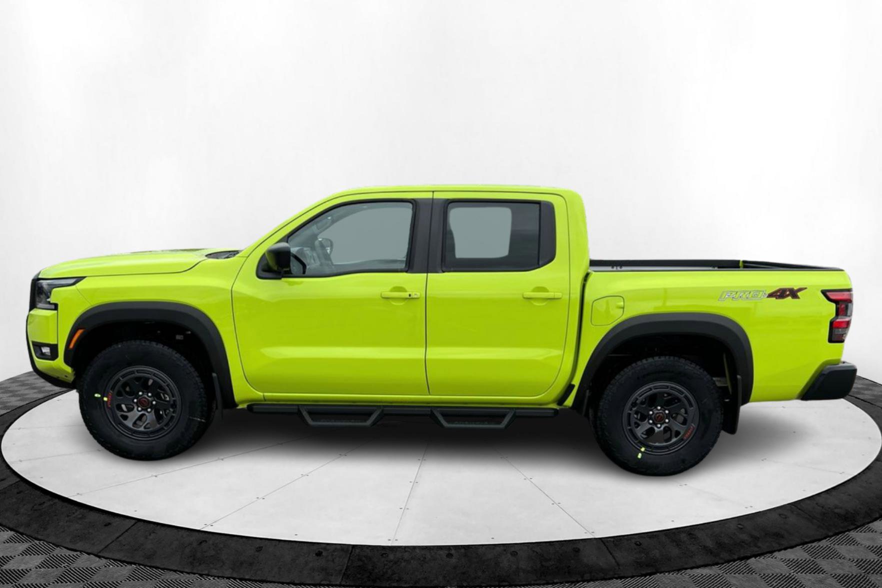 2026 Nissan Frontier Crew Cab PRO-4X photo 2