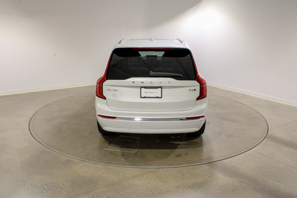 2026 Volvo XC90 Core photo 3