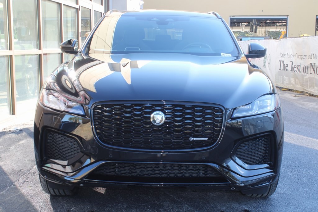 2024 Jaguar F-PACE R-Dynamic S P400 photo 2