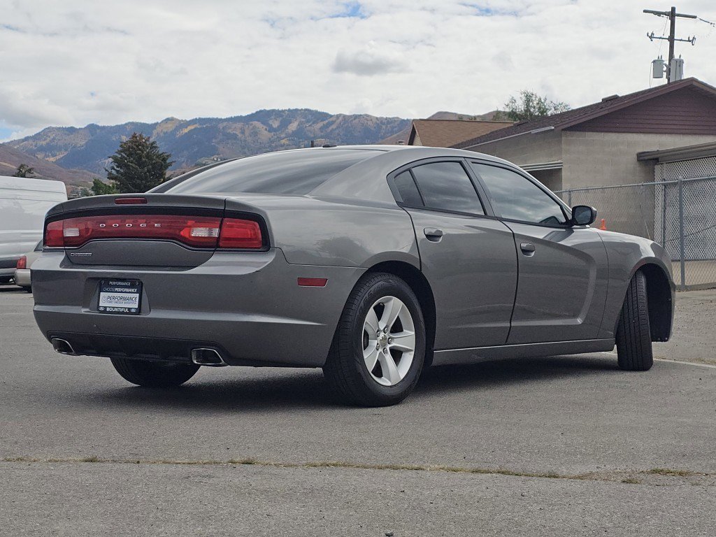 2012 Dodge Charger SE photo 18