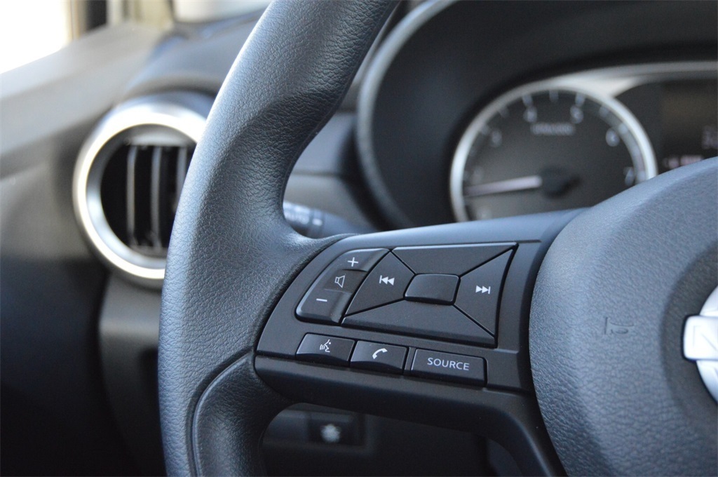 2025 Nissan Versa S photo 26