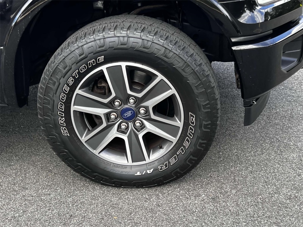 2017 Ford F-150 Lariat photo 6