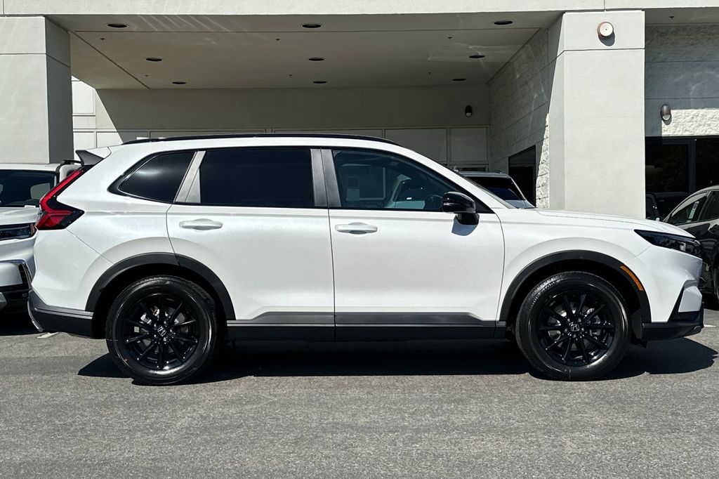 2026 Honda CR-V Hybrid Sport-L photo 3