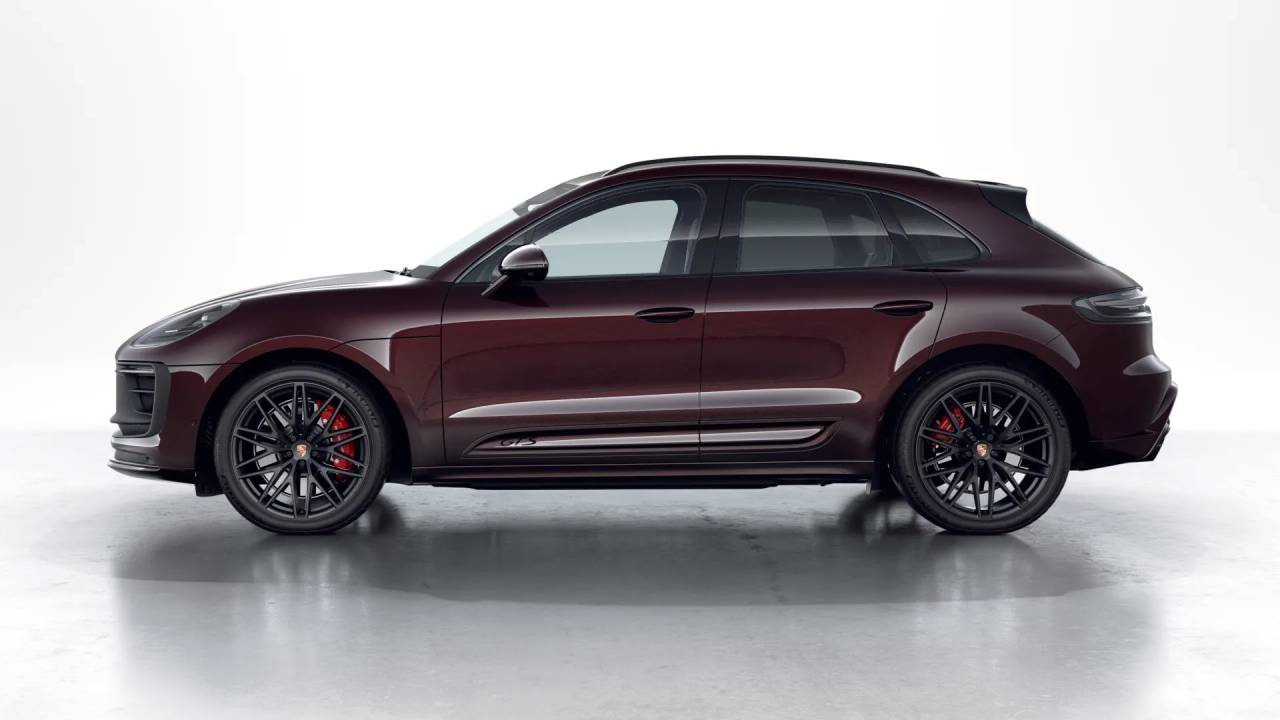 2026 Porsche Macan GTS photo 2