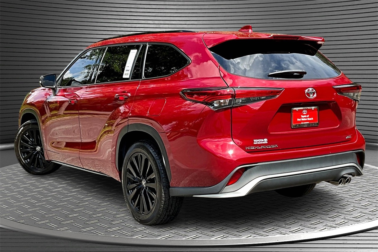 2023 Toyota Highlander Limited Platinum XLE XSE photo 4