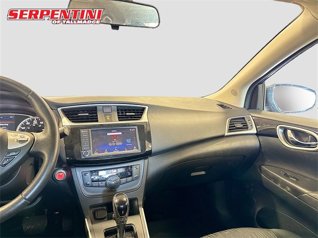 2019 Nissan Sentra SV photo 18