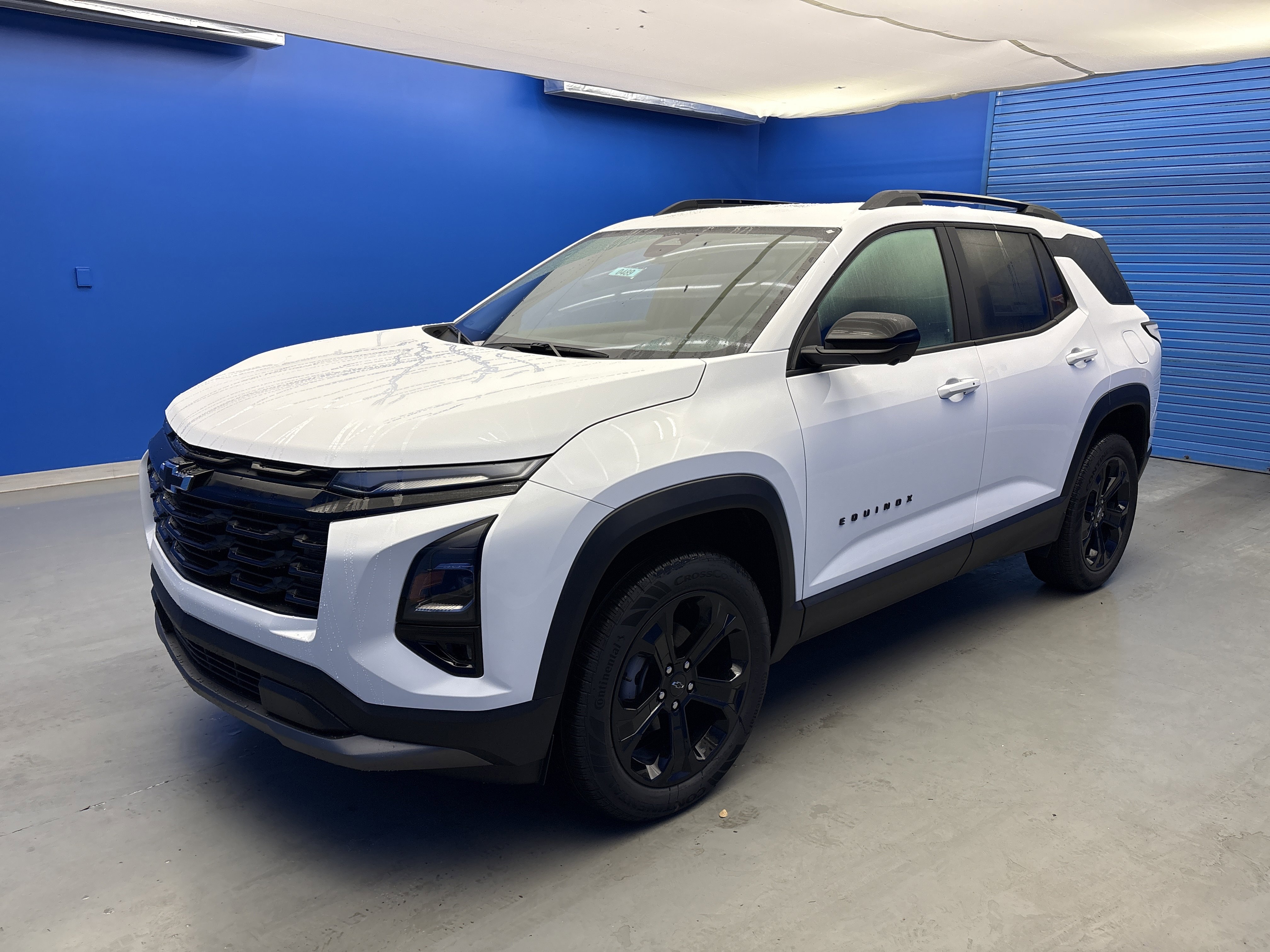 2026 Chevrolet Equinox LT photo 2