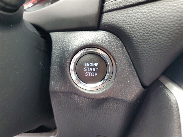 2022 Toyota RAV4 XLE Premium photo 22