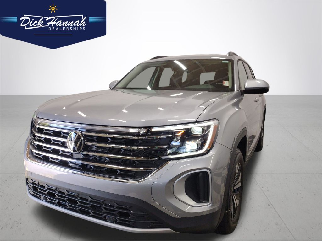 2025 Volkswagen Atlas SE's photo