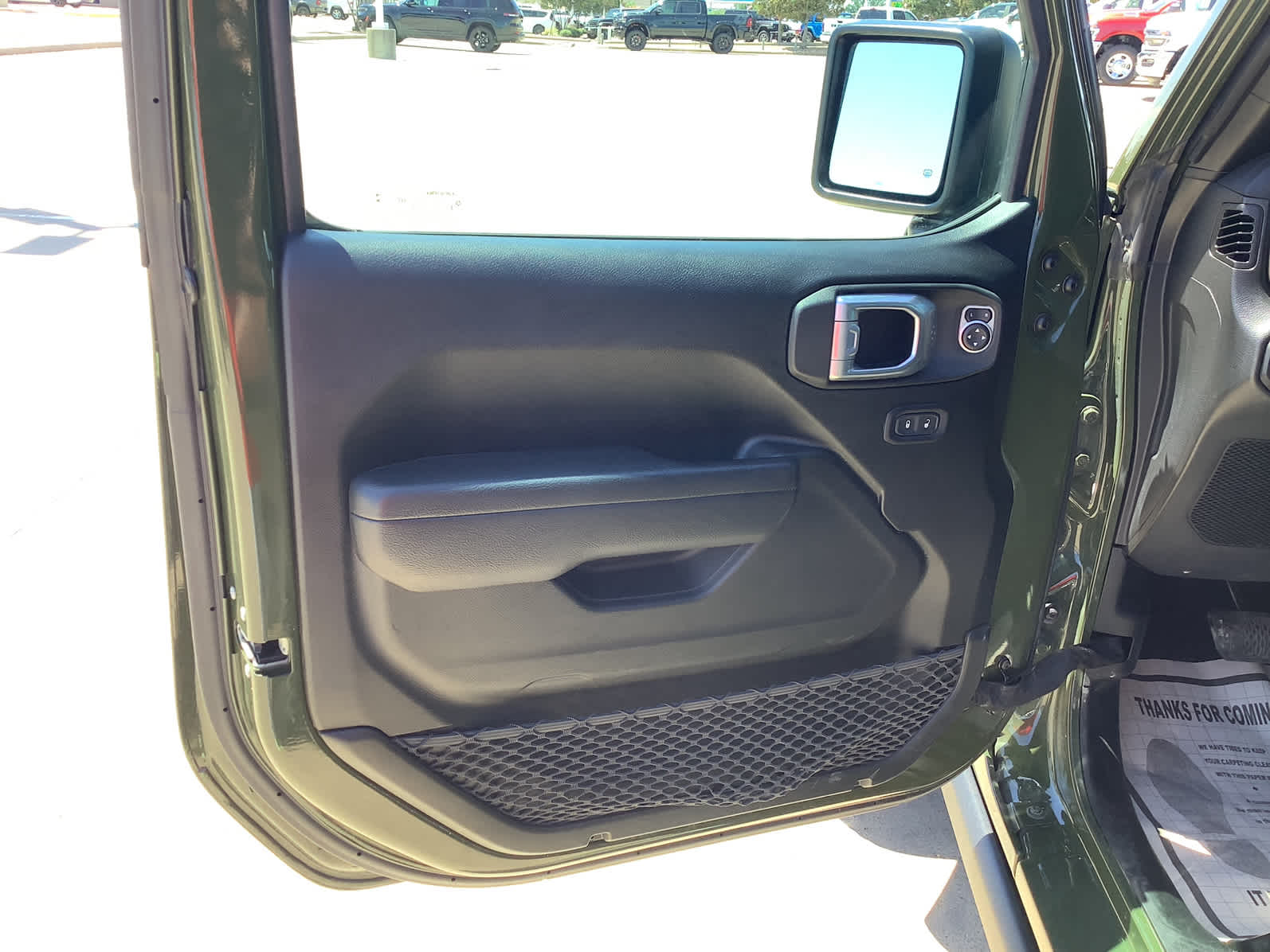 2023 Jeep Gladiator Freedom photo 9