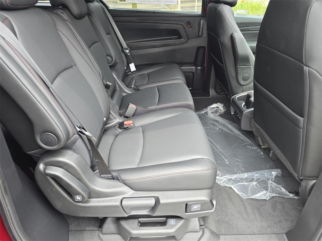 2025 Honda Odyssey photo 17