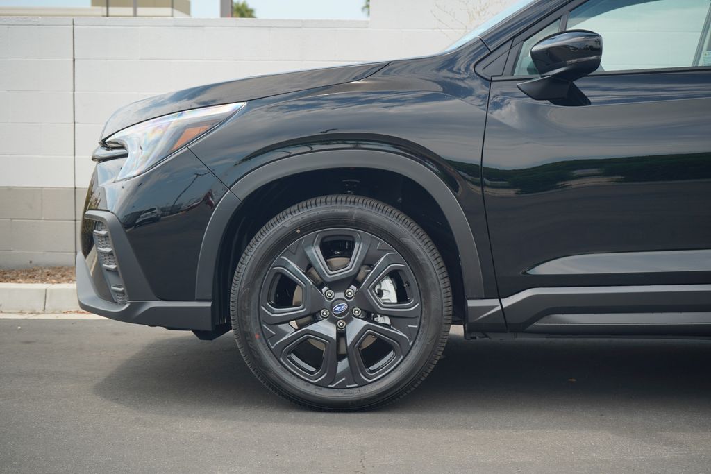2025 Subaru Ascent Onyx Edition photo 2