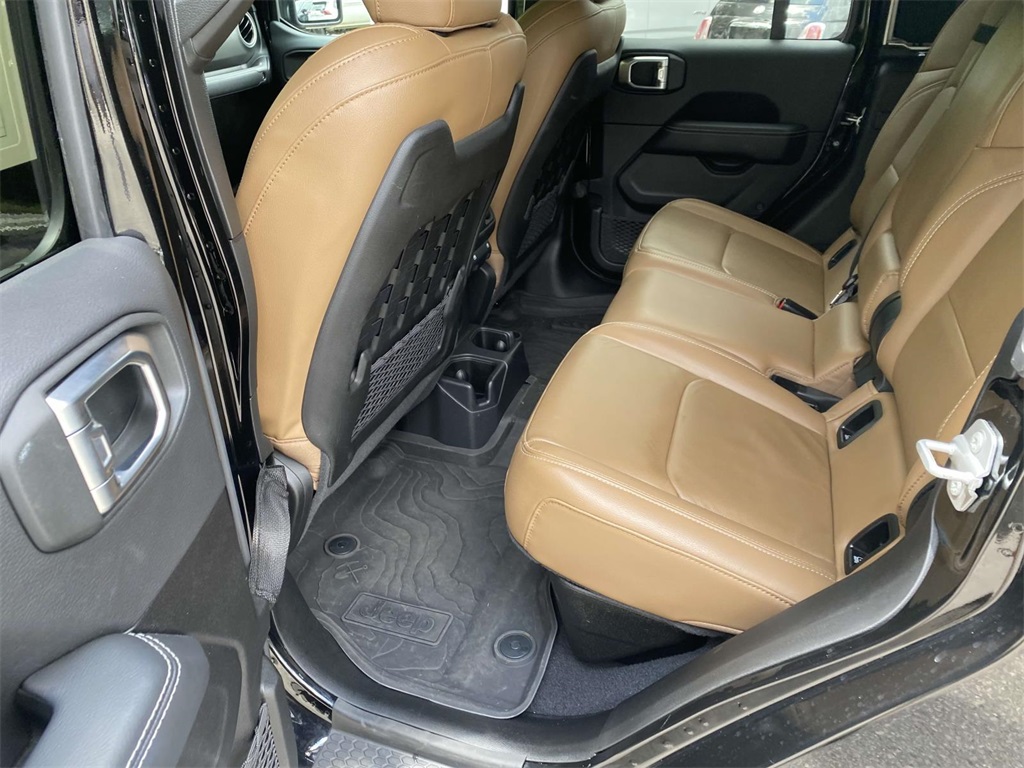 2022 Jeep Gladiator Rubicon photo 9