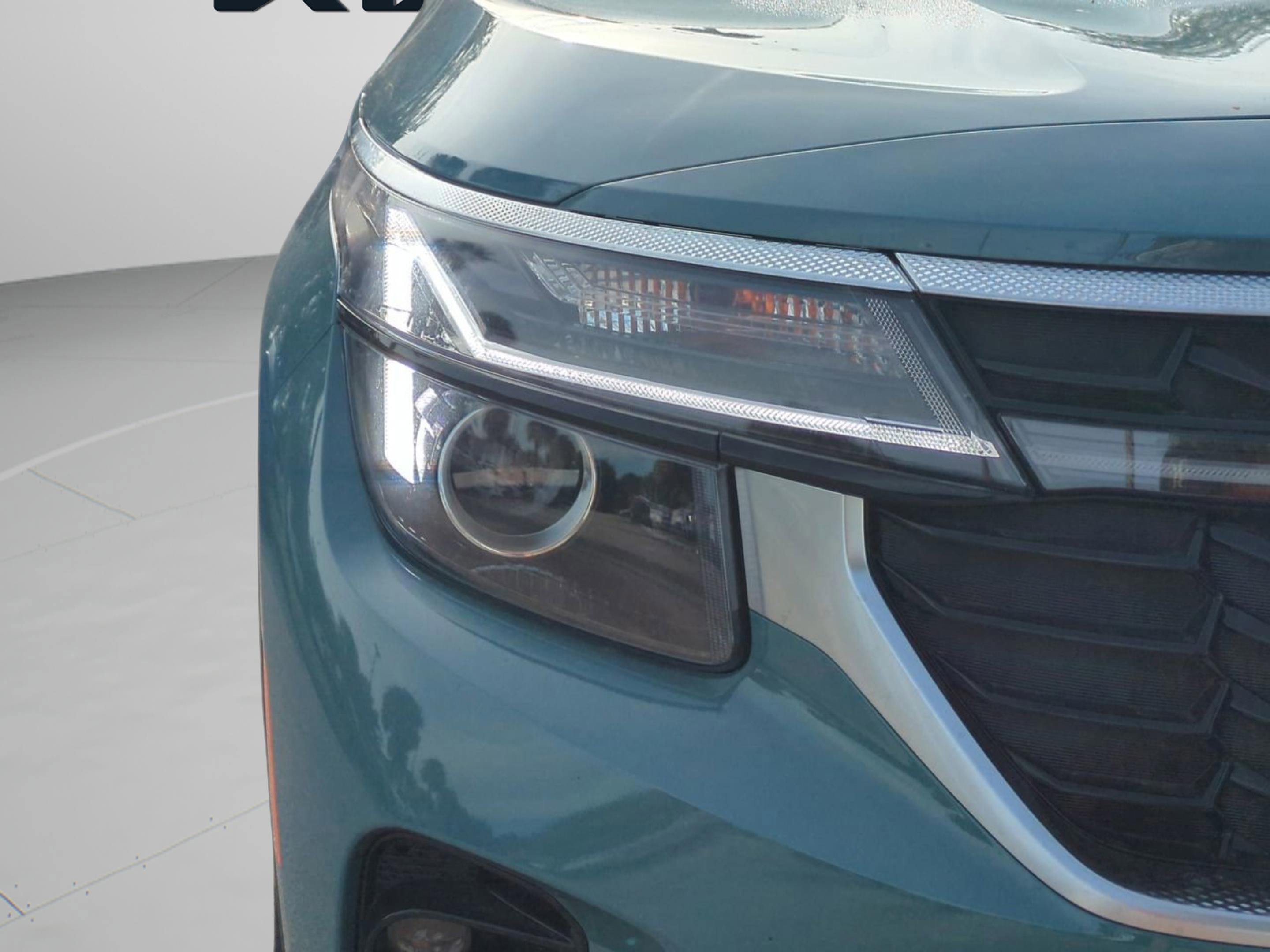 2026 Kia Seltos EX photo 9