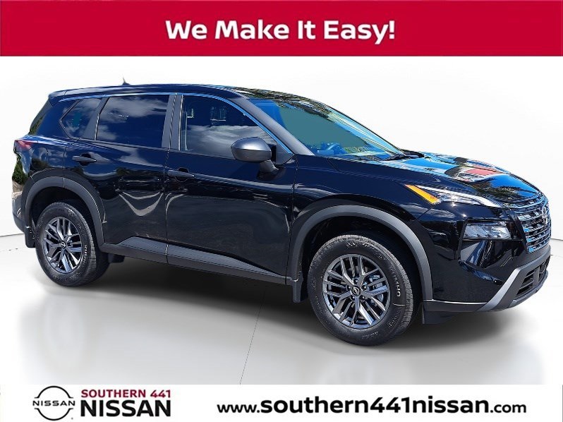 2026 Nissan Rogue S's photo