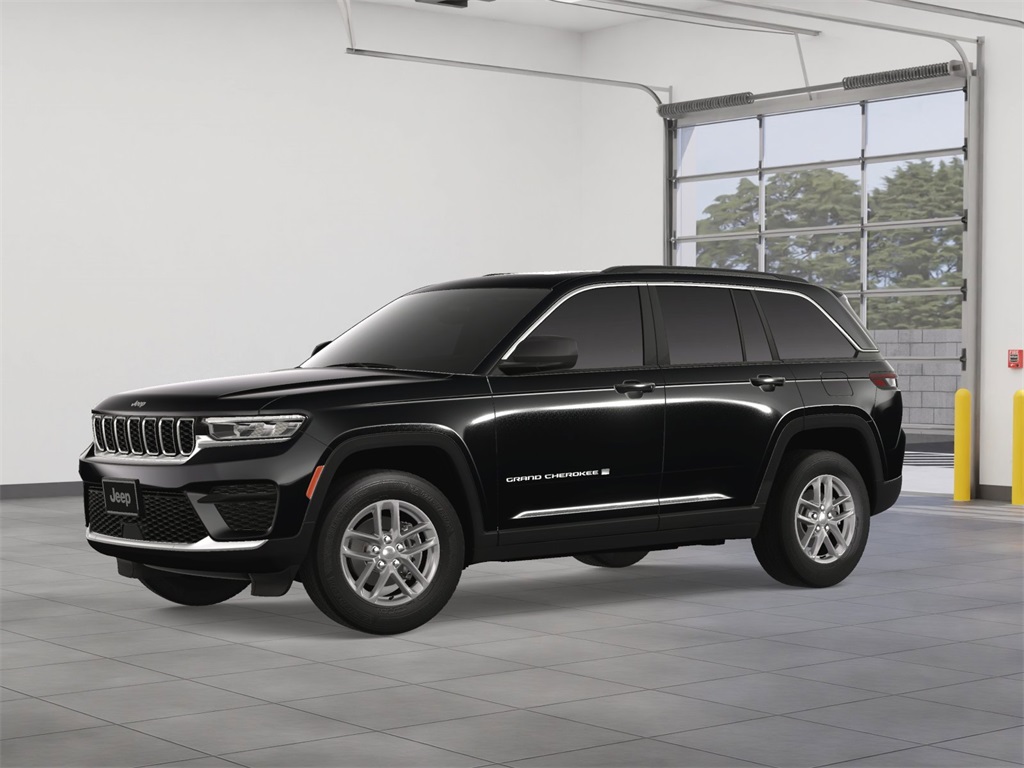 2025 Jeep Grand Cherokee Laredo X photo 2